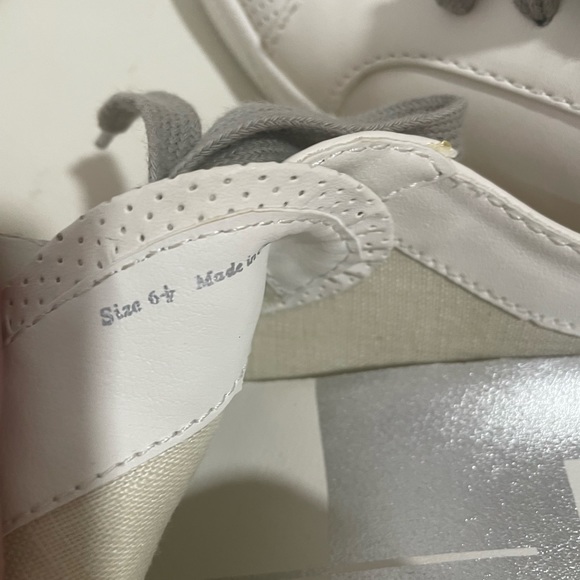 Dolce Vita Stella - Picture 5 of 10